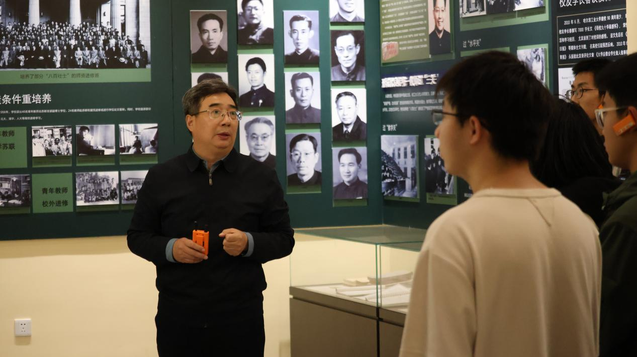 图片2.png 图片2.png